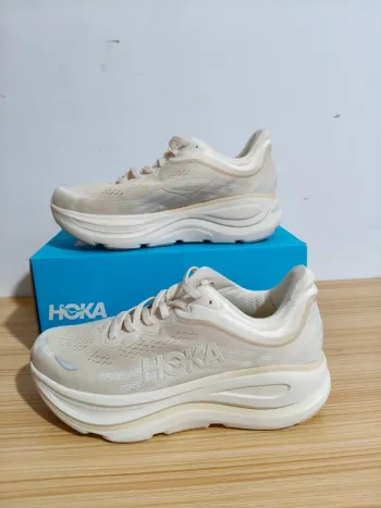Used Hoka Bondi 9 bike — image 2 of 4