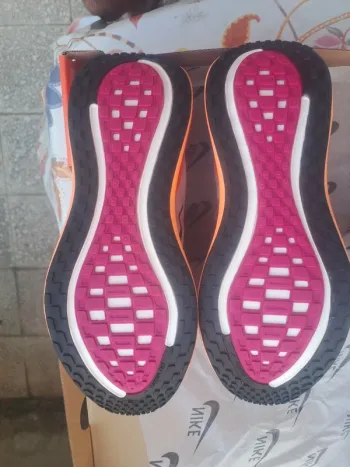 Used Nike Vomero Plus Run bike — image 9 of 10
