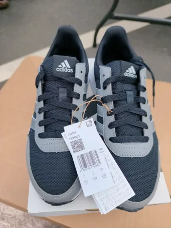 Adidas Run50s Running Shoes d'occasion