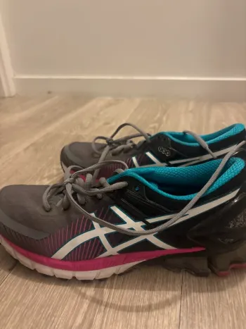Použité Asics Shoes bike — obrázek 2 z 4