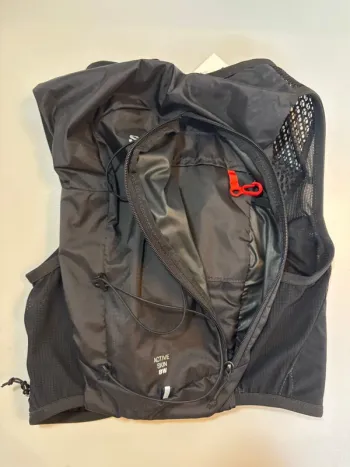 Salomon Active Skin 8W bike d'occasion — image 4 sur 6