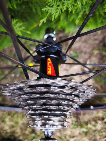 Used Mavic Ksyrium Elite Wheelset + Shimano Cassette bike — image 2 of 11