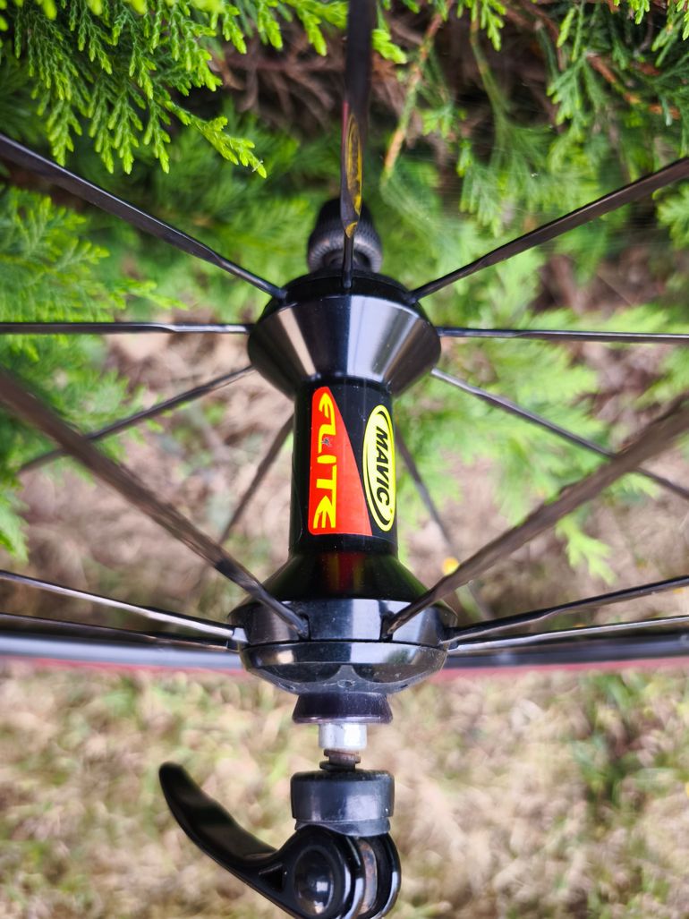 Used Mavic Ksyrium Elite Wheelset + Shimano Cassette bike — image 3 of 11