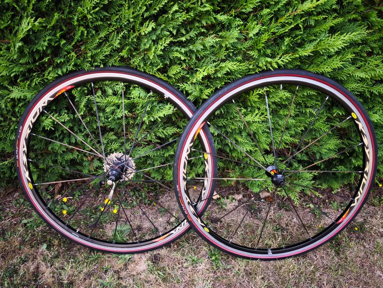 Used Mavic Ksyrium Elite Wheelset + Shimano Cassette bike — image 5 of 11