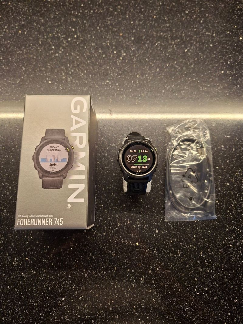 Gebrauchtes Garmin Forerunner 745 Electronics