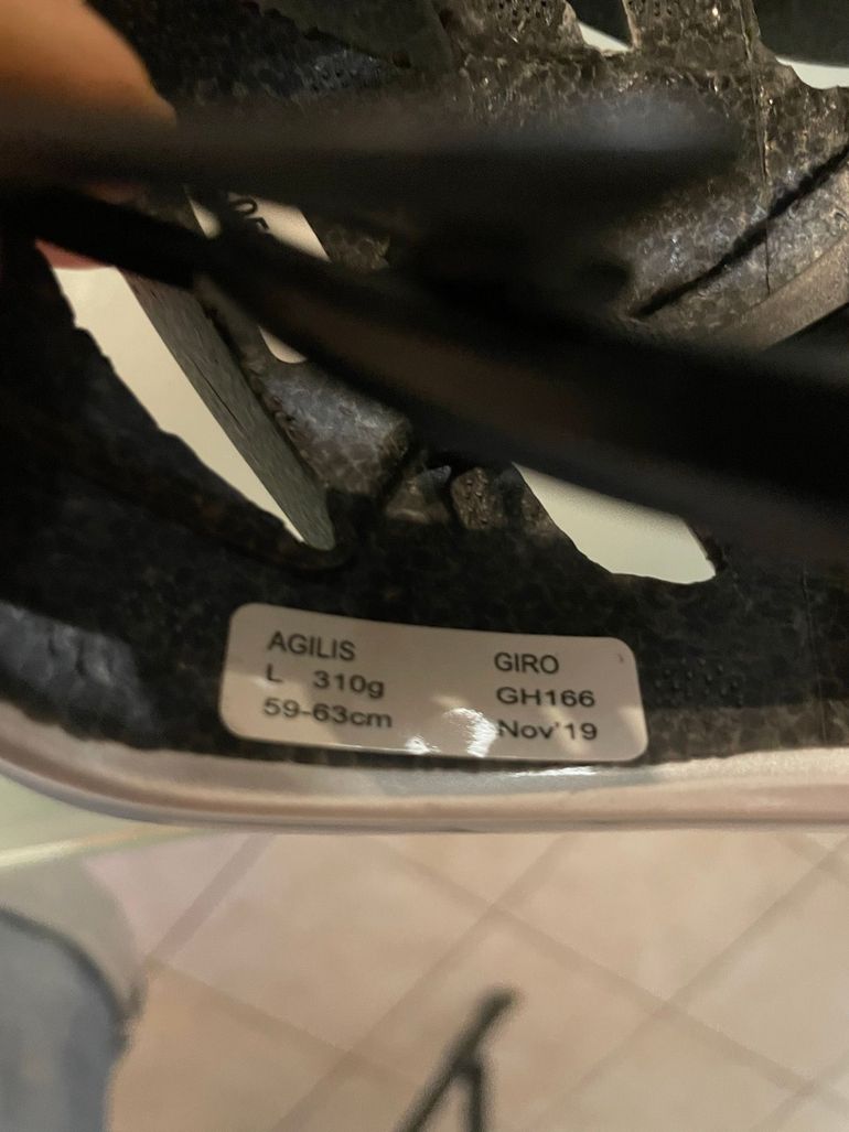 Gebrauchtes Giro Helmet 2021 bike — Bild 4 von 4