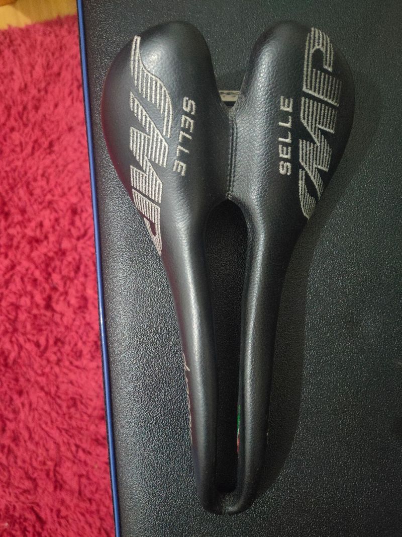 Tweedehands Selle Smp SMP Dynamic Saddle 2025 Saddles & Seatposts
