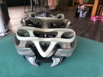 Giro Atmos Helmet bike usato — immagine 3 di 5