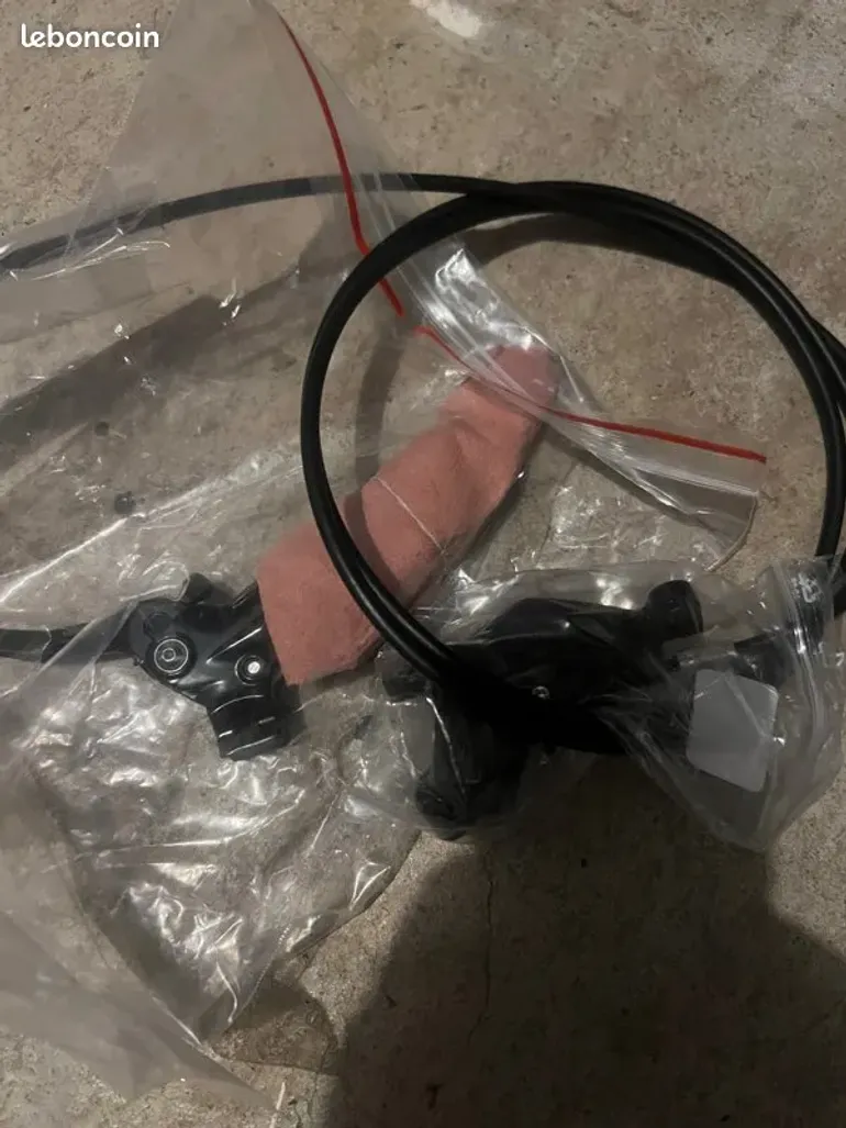 Used Sram Code RSC bike — image 4 of 8