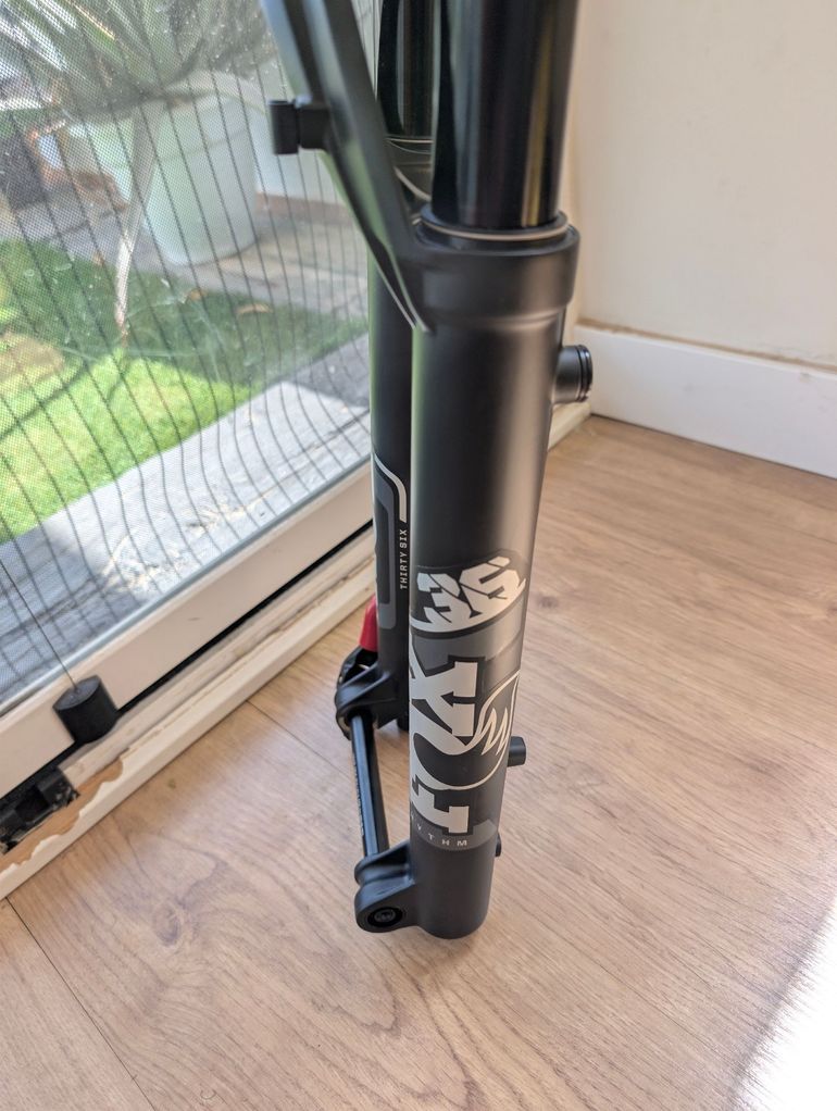 Fox Float 36 Rythm 2026 bike usato — immagine 5 di 9