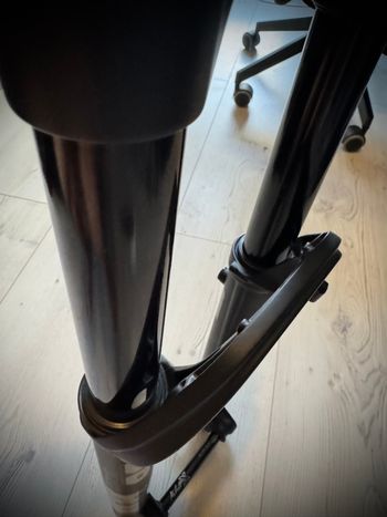 Używany Fox 36 Performance FLOAT GRIP Fork 2026 bike — zdjęcie 8 z 12