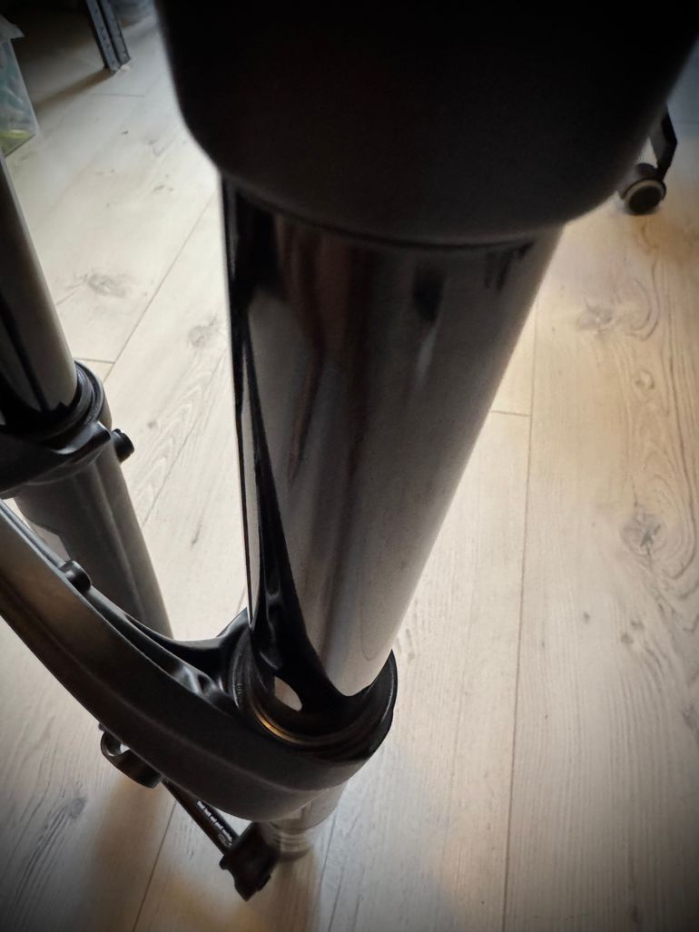 Używany Fox 36 Performance FLOAT GRIP Fork 2026 bike — zdjęcie 7 z 12