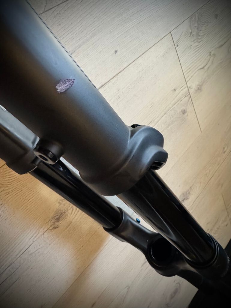 Używany Fox 36 Performance FLOAT GRIP Fork 2026 bike — zdjęcie 12 z 12