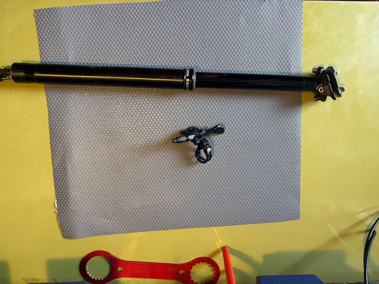 Używany Bikeyoke Divine Dropper Post bike — zdjęcie 5 z 5