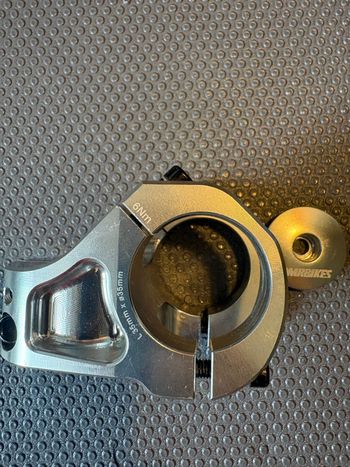 Used Dmr Defy Stem Cockpit
