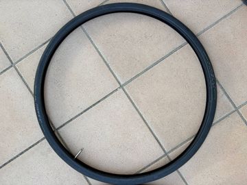 Used Pirelli Cinturato Velo Tyres & Tubes