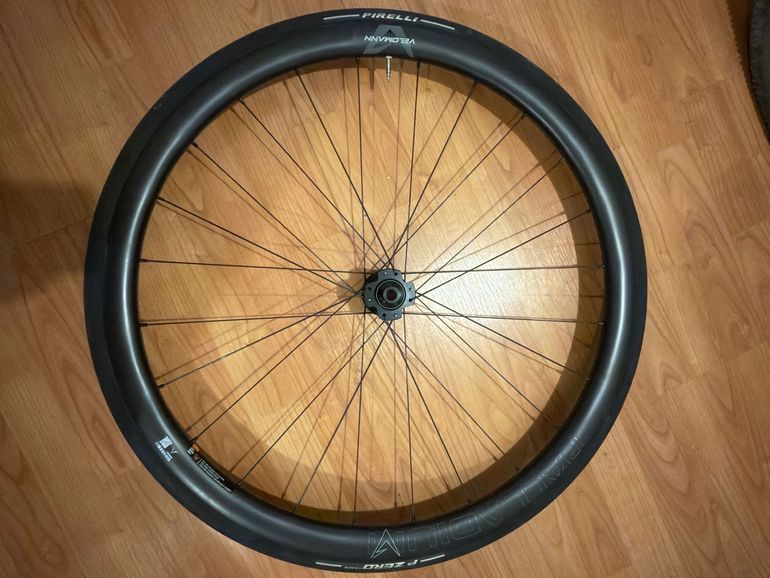 Gebraucht Velomann Palladium 33mm Carbon Wheels – € 450 | buycycle
