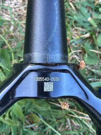 Fox 38 Performance GRIP 2026 bike d'occasion — image 3 sur 4
