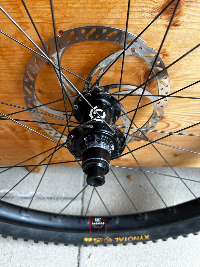 Použité Reserve HD30 MX 2024 bike — obrázek 12 z 22