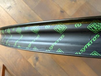 Brugt Syncros Silverton 2.0 Wheelset 30mm 2025 bike — billede 8 af 13
