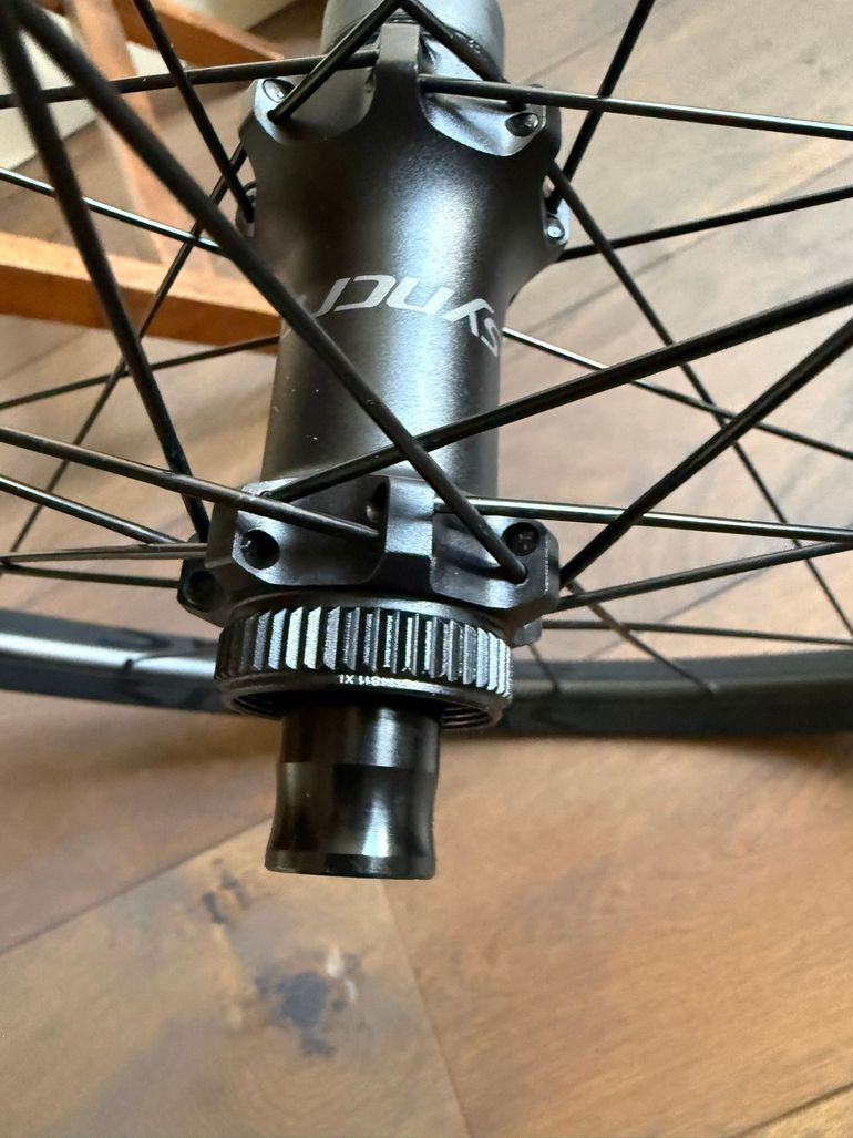 Brugt Syncros Silverton 2.0 Wheelset 30mm 2025 bike — billede 12 af 13