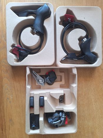 Used Sram Rival D1 AXS Groupset Groupset
