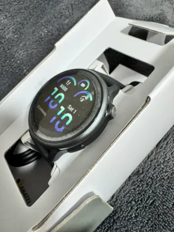 Used Garmin Vivoactive 6 bike — image 4 of 8