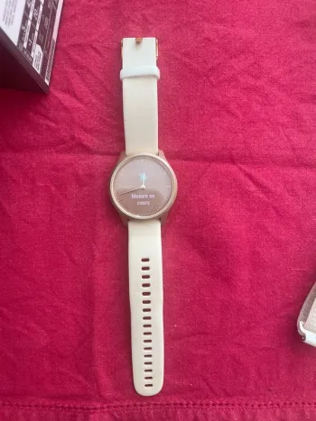 Gebrauchtes Garmin Vivomove Style Electronics