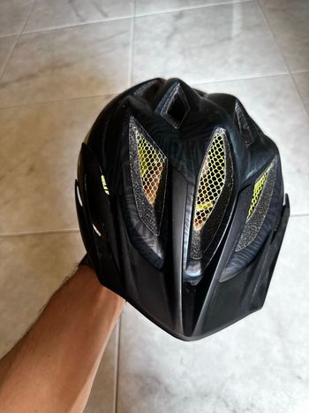 Used MET M82 Crackerjack Helmet bike — image 4 of 14