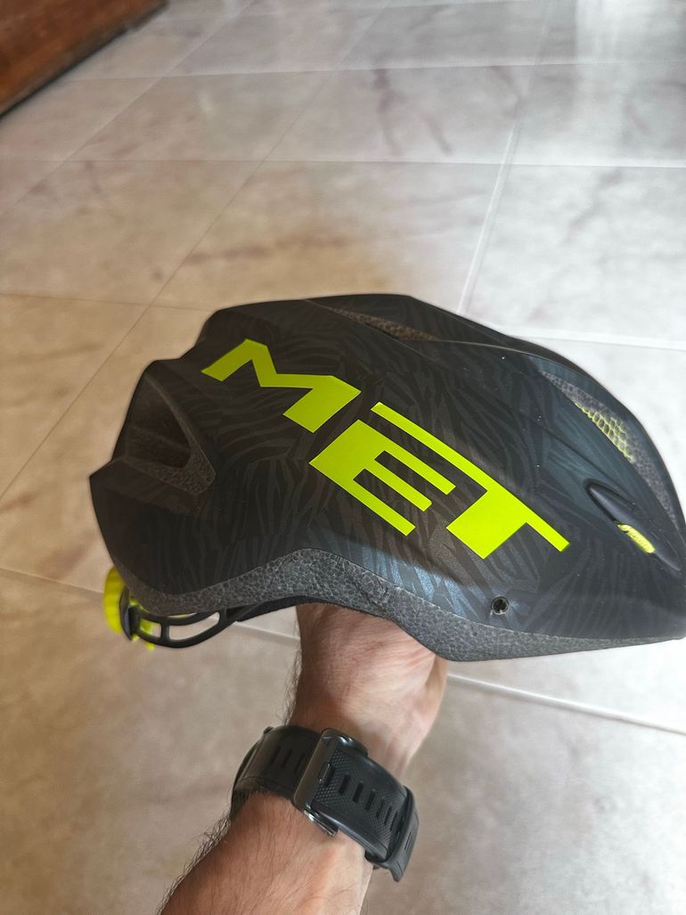 Used MET M82 Crackerjack Helmet bike — image 13 of 14