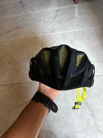 Used MET M82 Crackerjack Helmet bike — image 2 of 14