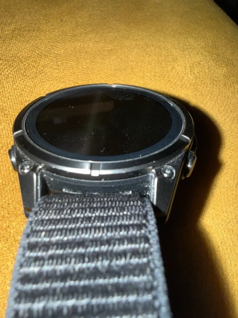 Used Garmin Fenix 8 Amoled bike — image 8 of 12