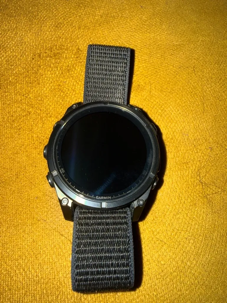Used Garmin Fenix 8 Amoled bike — image 2 of 12