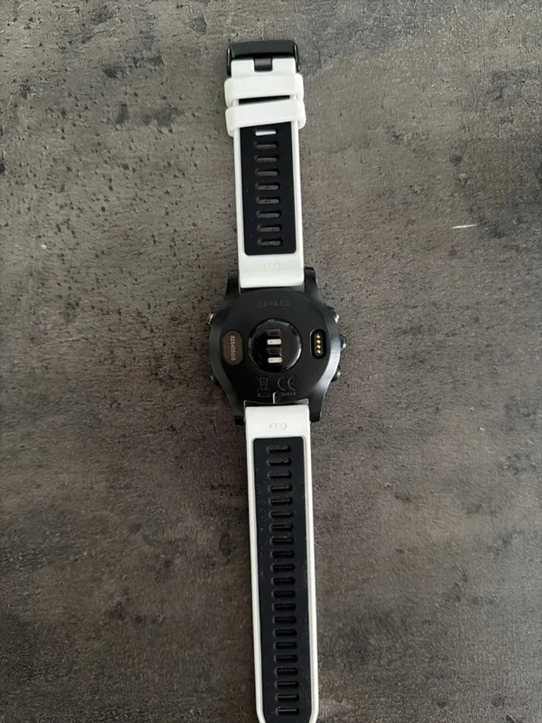 Used Garmin 945 bike — image 2 of 2