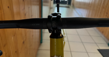 Używany Syncros Creston 1.5 Handlebar Cockpit