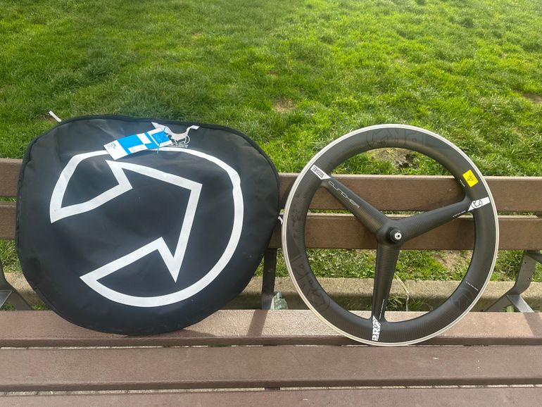 Używany Pro 3-Spoke Wheel 2025 bike — zdjęcie 3 z 5