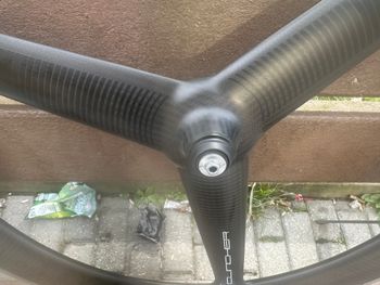 Używany Pro 3-Spoke Wheel 2025 bike — zdjęcie 4 z 5