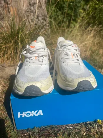 Używany Hoka Speedgoat 7 bike — zdjęcie 3 z 4