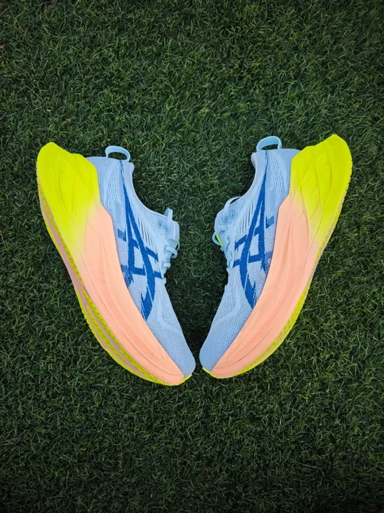 Used Asics Superblast 2 Paris bike — image 2 of 11