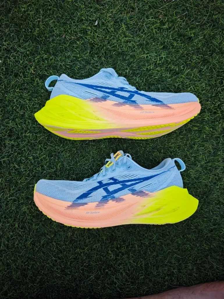 Used Asics Superblast 2 Paris bike — image 3 of 11