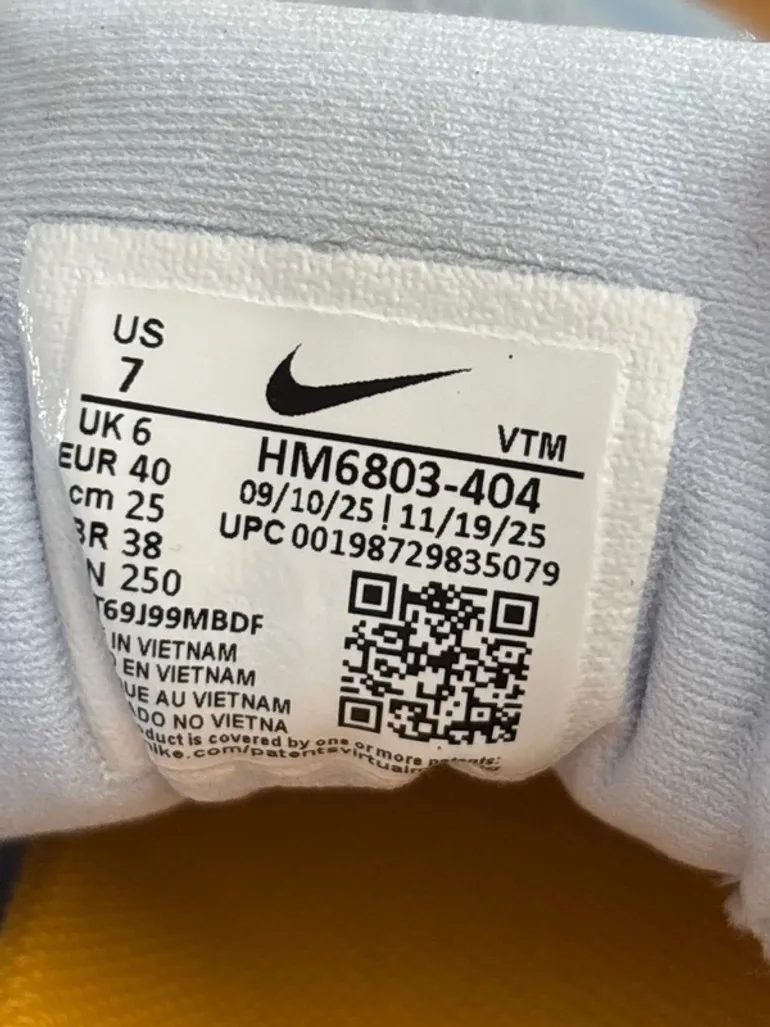 Used Nike Vomero 18 bike — image 7 of 8