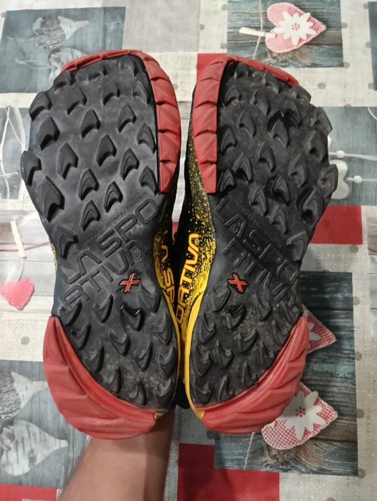 Used La Sportiva Akasha bike — image 3 of 9