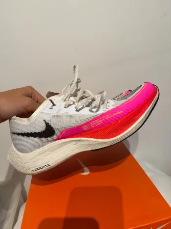 Used Nike Vaporfly 2 bike — image 4 of 10