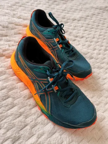 Used Asics Herren Sportschuhe 42.5 Running Shoes