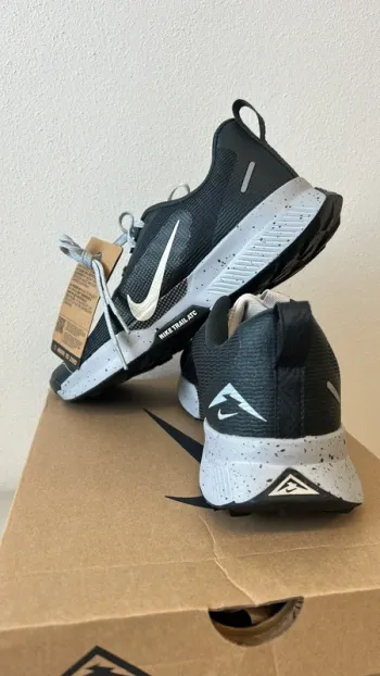 Nike Juniper Trail 3 bike usato — immagine 3 di 5