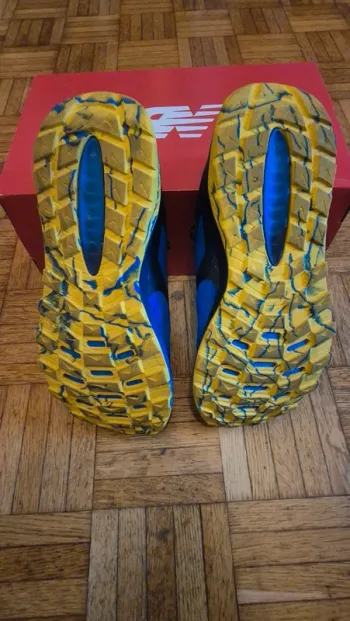 Used New Balance DynaSoft Nitrel V5 bike — image 7 of 8