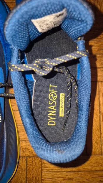Used New Balance DynaSoft Nitrel V5 bike — image 4 of 8