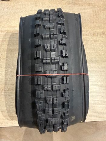 Gebrauchtes Maxxis MINION DHR 2 2026 Tyres & Tubes