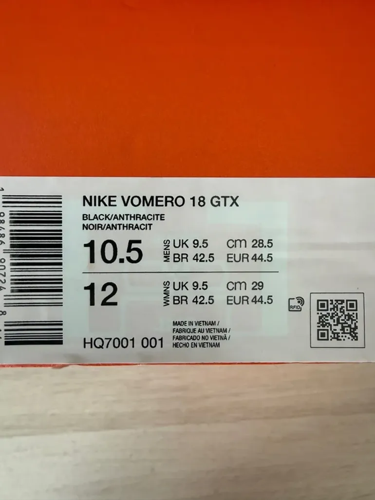 Used Nike Vomero 18 GTX bike — image 4 of 15