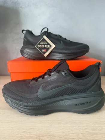 Used Nike Vomero 18 GTX Running Shoes